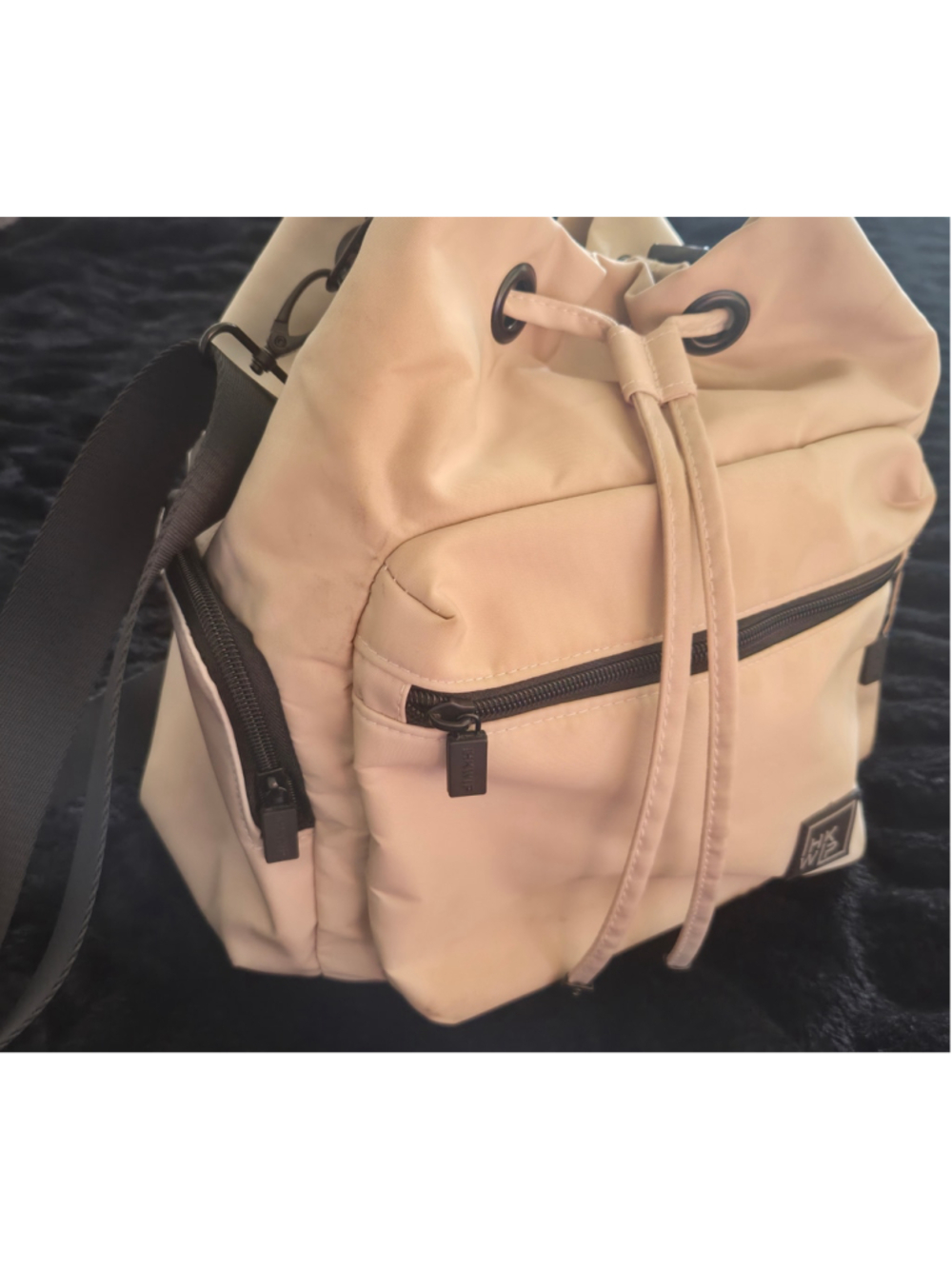 IHKWIP Cream Bucket Bag Minimalist Quiet Luxury Athleisure Crossbody Shoulder